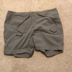 Columbia shorts